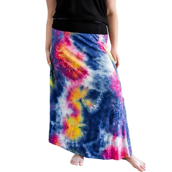 Plus Multicolor Tie-Dye V-Neck Top & Maxi Skirt 2 PC Set - Picture 2 of 7